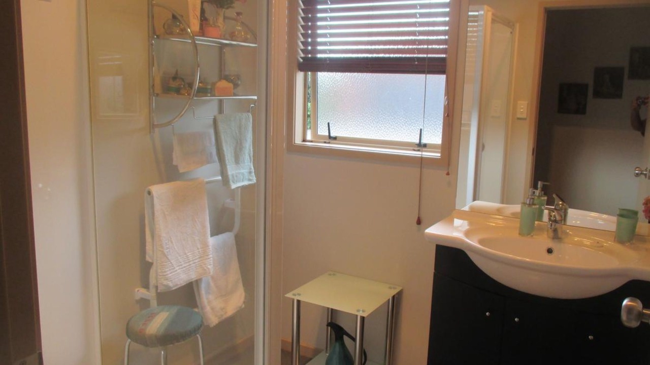 Photo of Bathroom in Karapiro