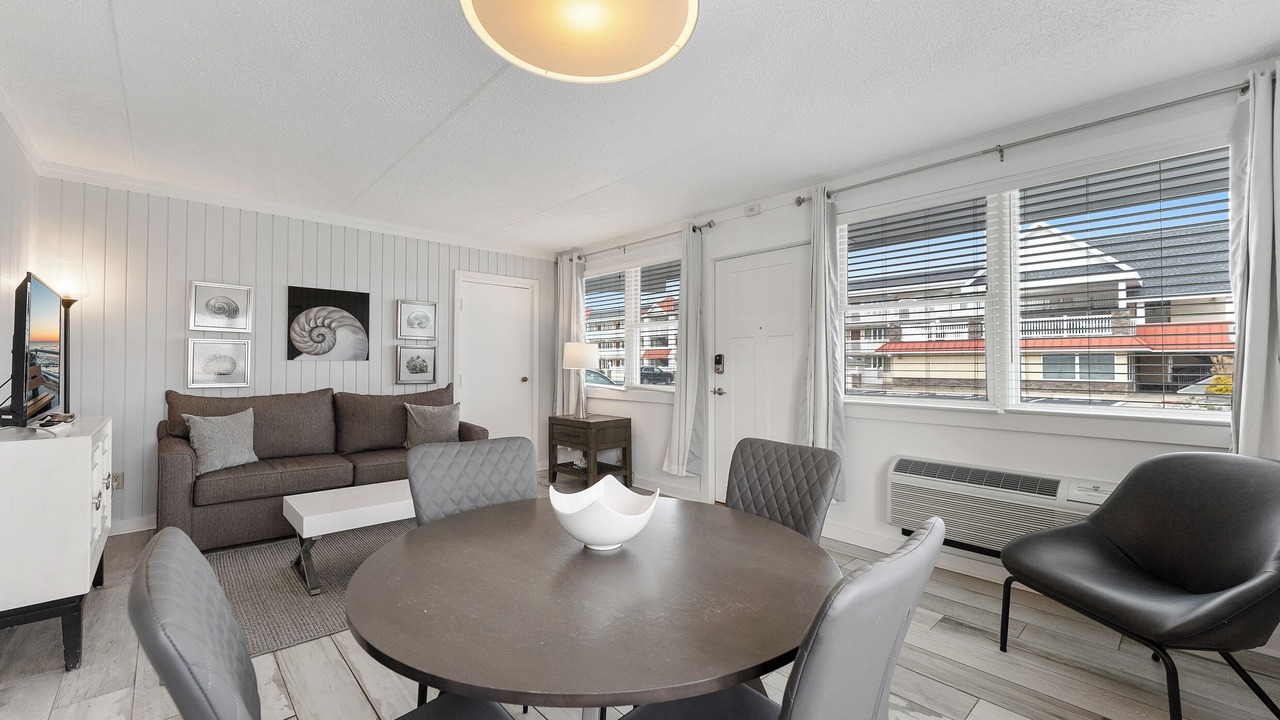 Photo of Livingroom in Avalon