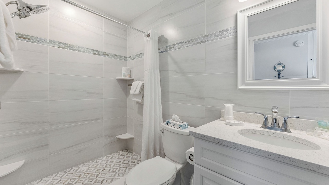 Photo of Bathroom in Avalon