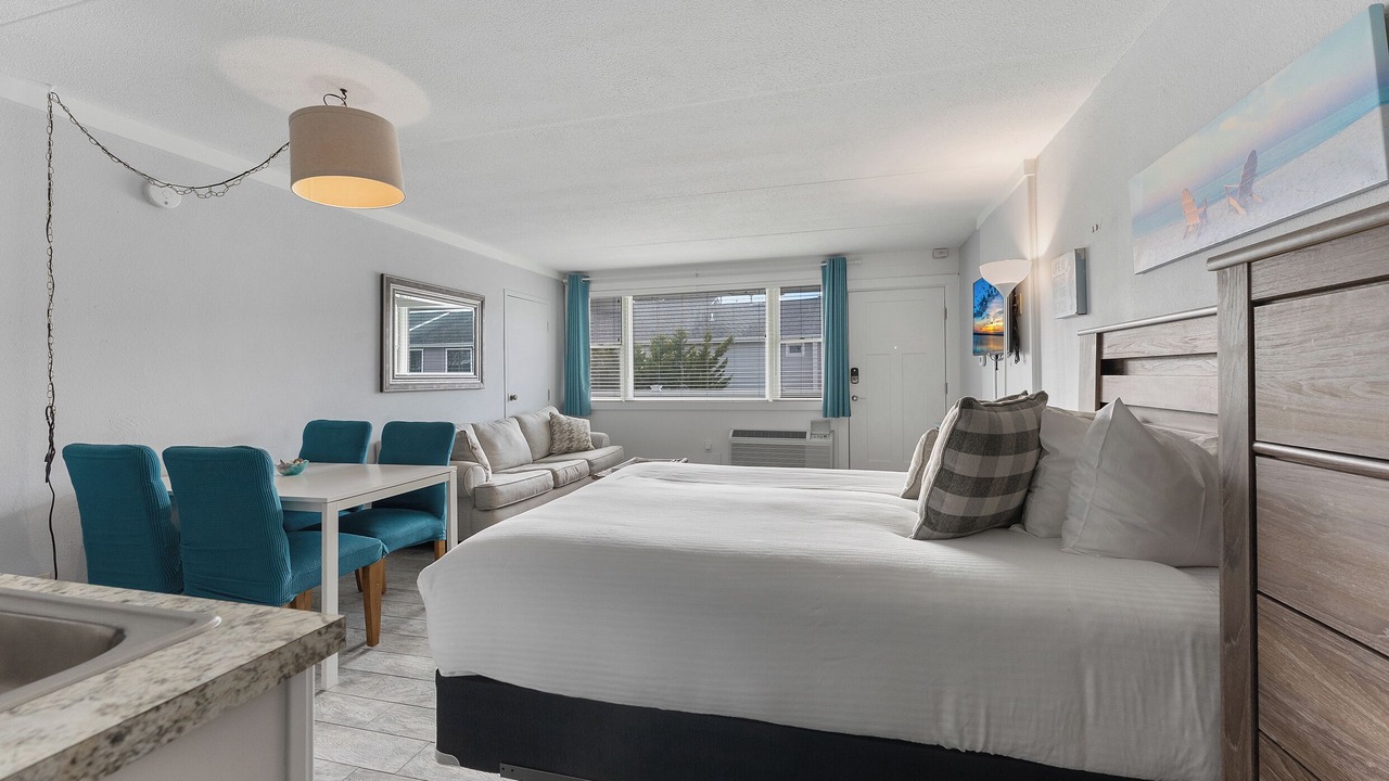 Photo of Bedroom in Avalon