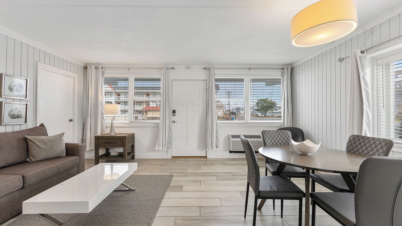 Photo of Livingroom in Avalon