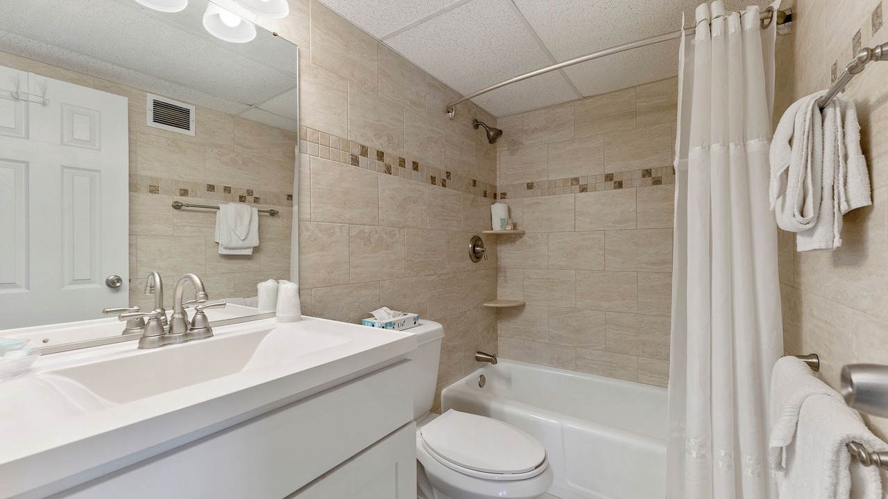 Photo of Bathroom in Avalon