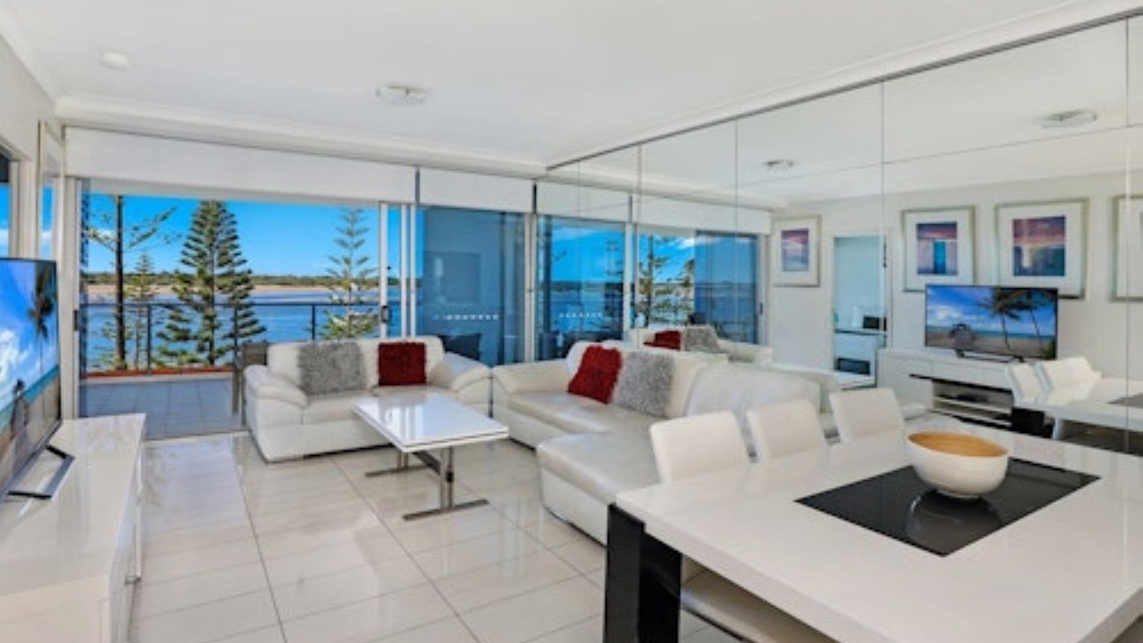 Photo of Livingroom in Biggera Waters