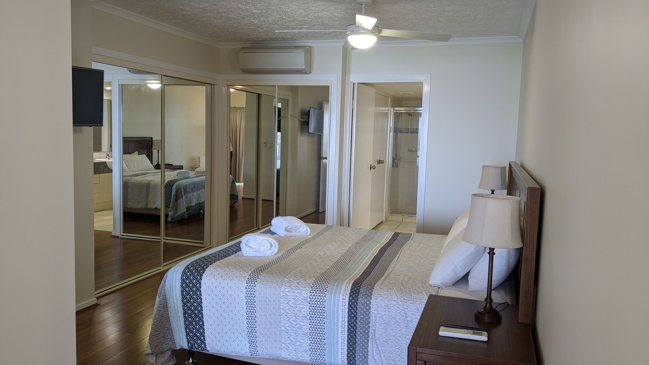 Photo of Bedroom in Golden Beach