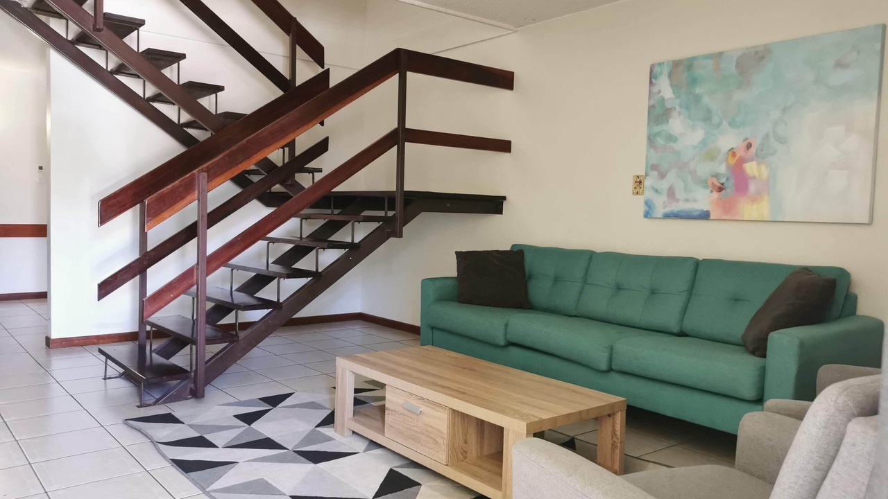 Photo of Livingroom in North Ward