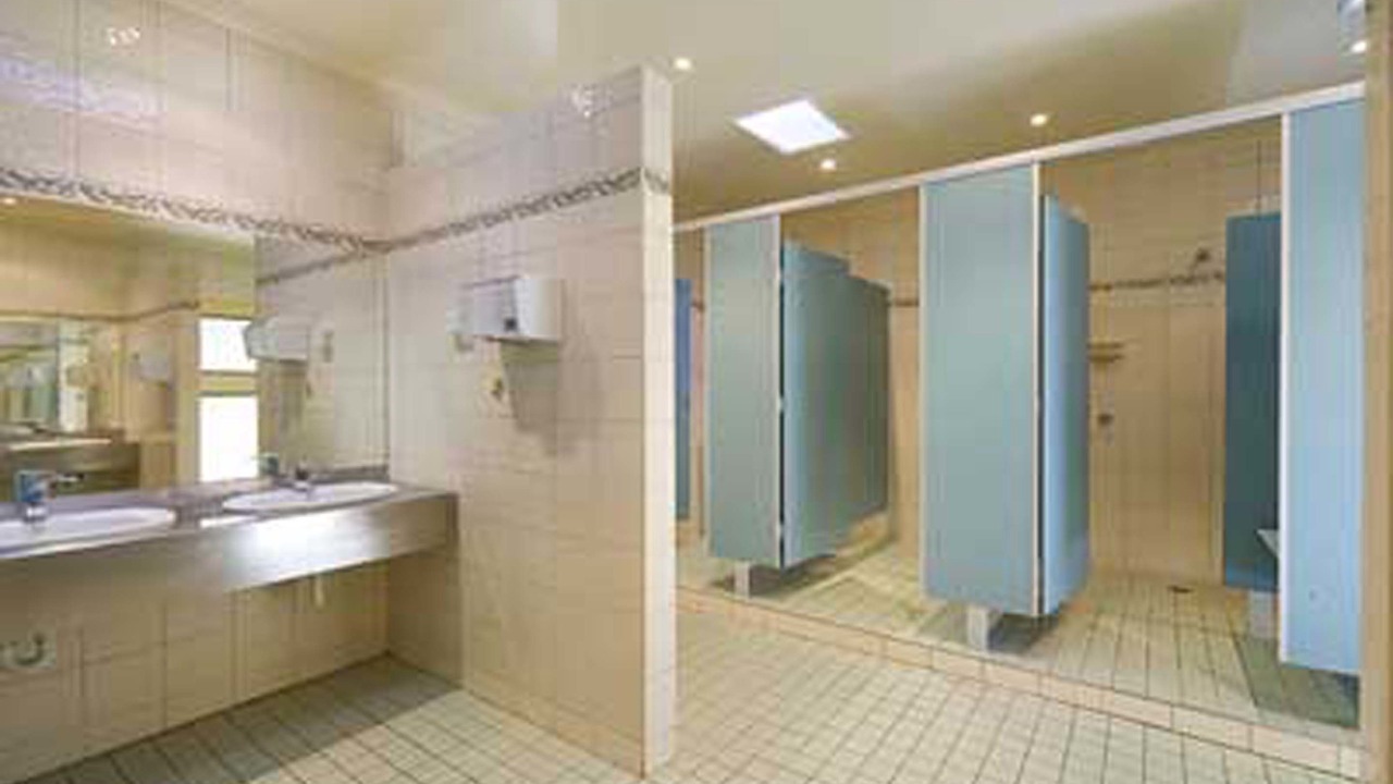 Photo of Bathroom in Yarrawonga