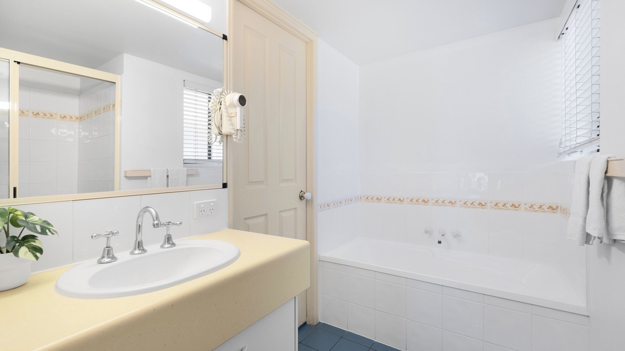 Photo of Bathroom in Torquay