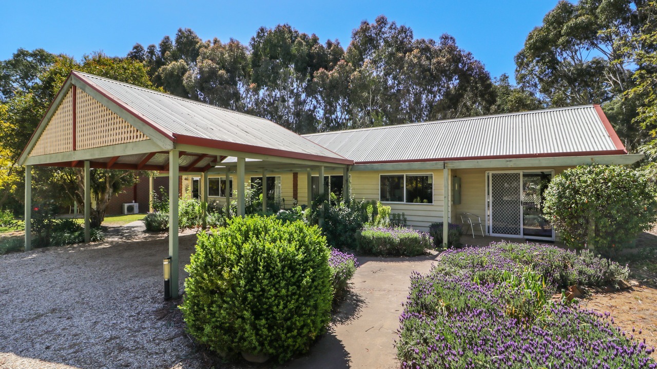 Photo of Outdoor in Mansfield