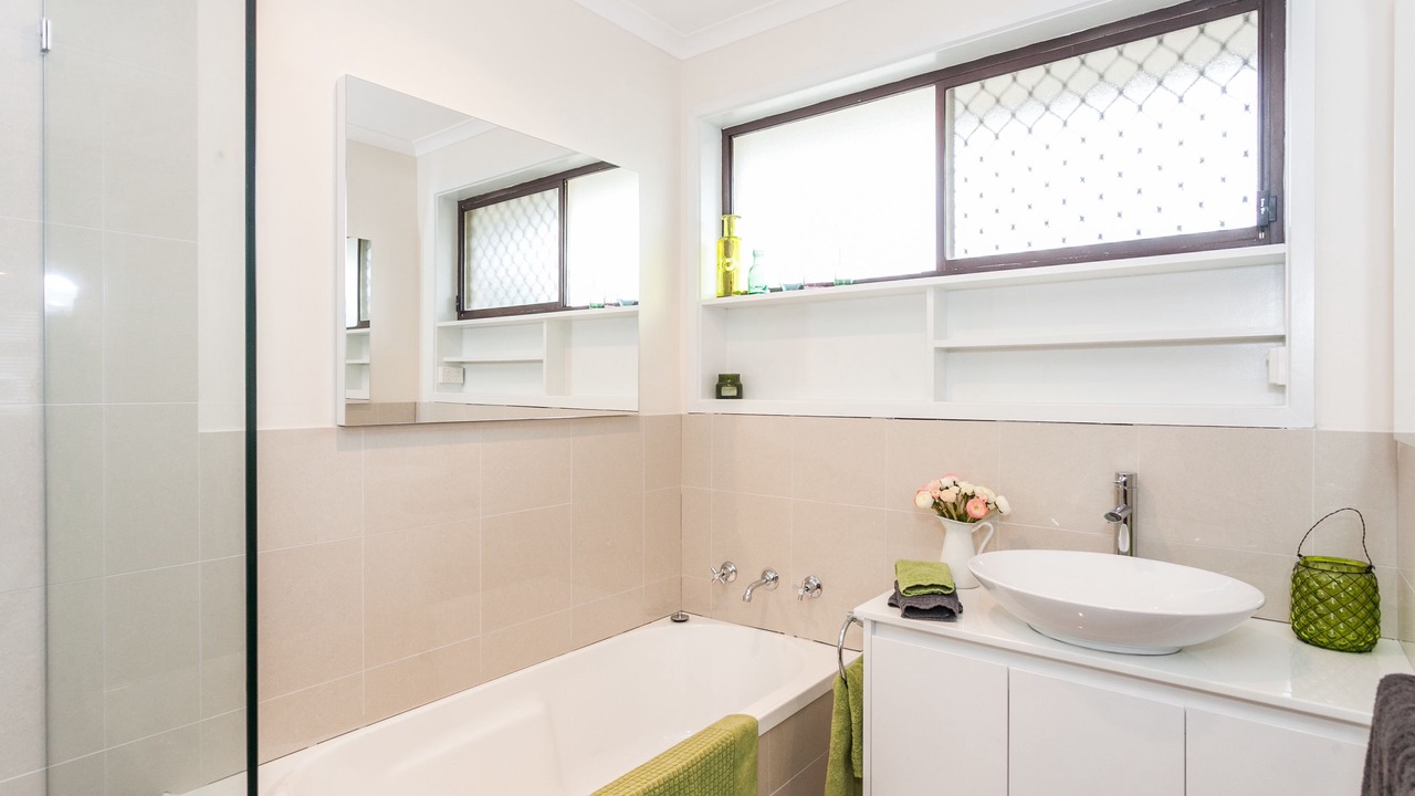 Photo of Bathroom in Torquay