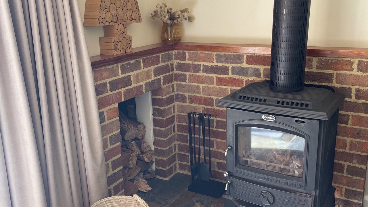 Photo of Livingroom in Yarra Junction