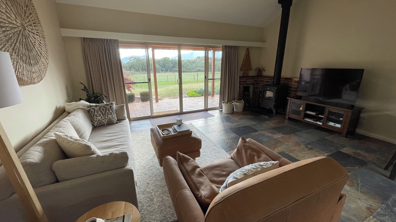 Photo of Livingroom in Yarra Junction