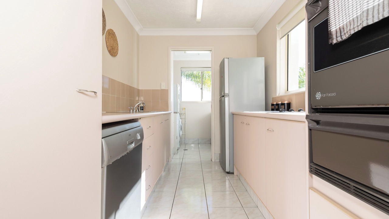 Photo of Kitchen in Biggera Waters