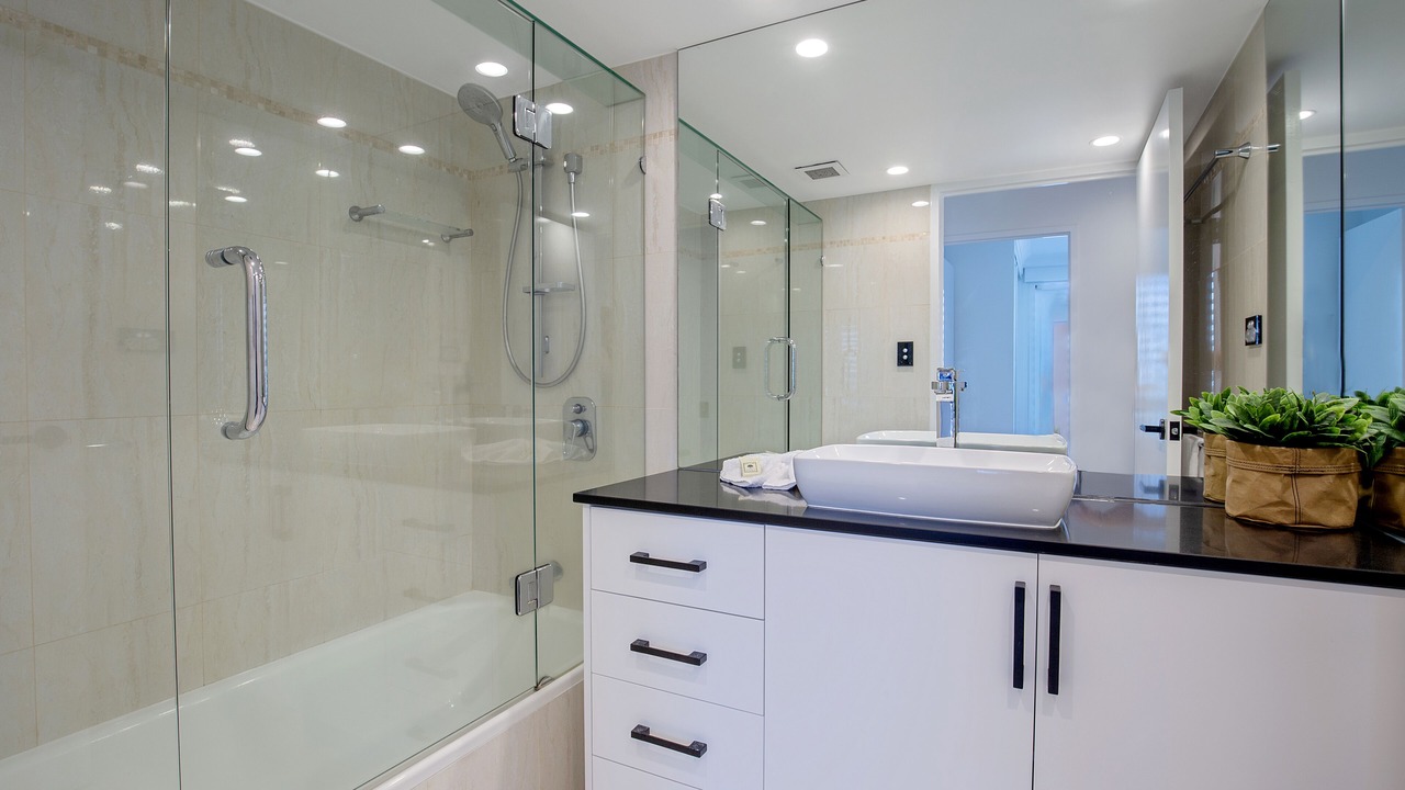 Photo of Bathroom in Coolangatta