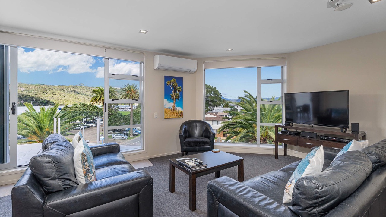 Photo of Livingroom in Whitianga