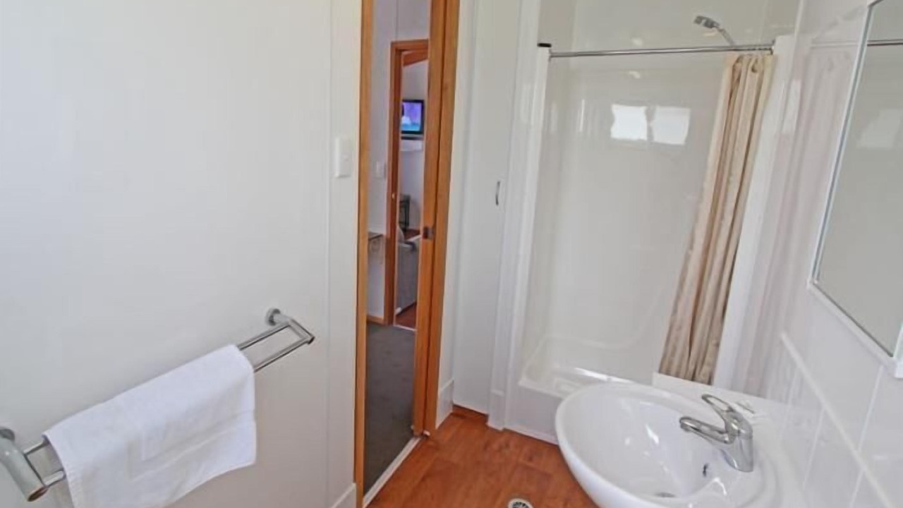 Photo of Bathroom in Apollo Bay