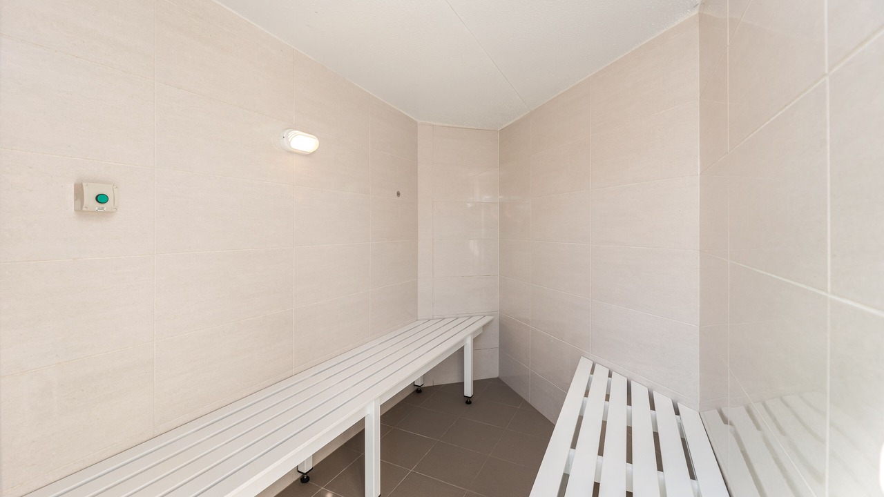 Photo of Bedroom in Main Beach