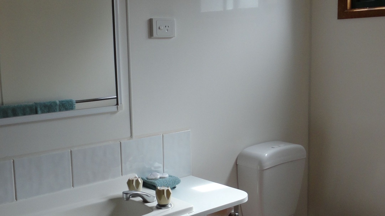 Photo of Bathroom in Kingscote