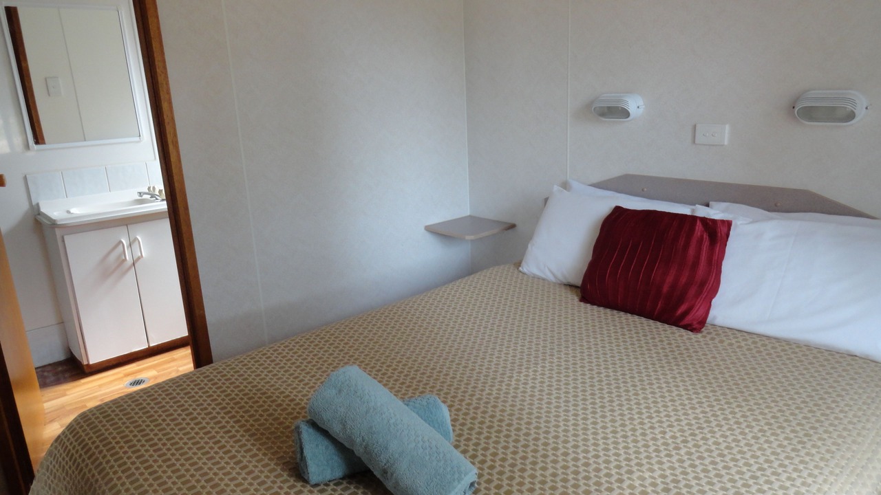 Photo of Bedroom in Kingscote