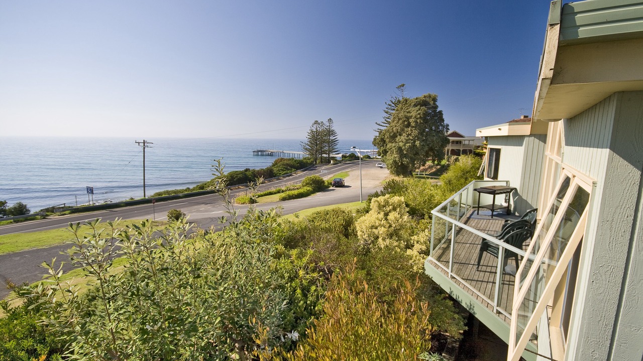 Photo of Others in Lorne