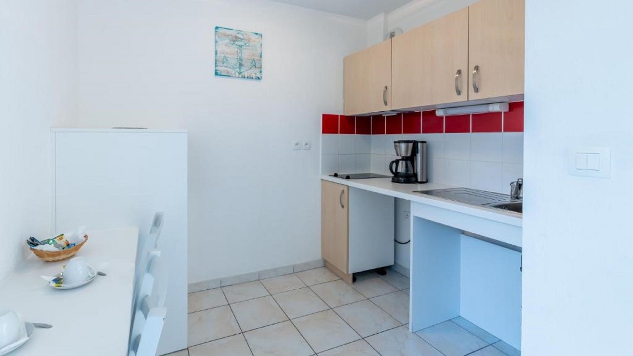 Photo of Kitchen in Parentis-en-Born