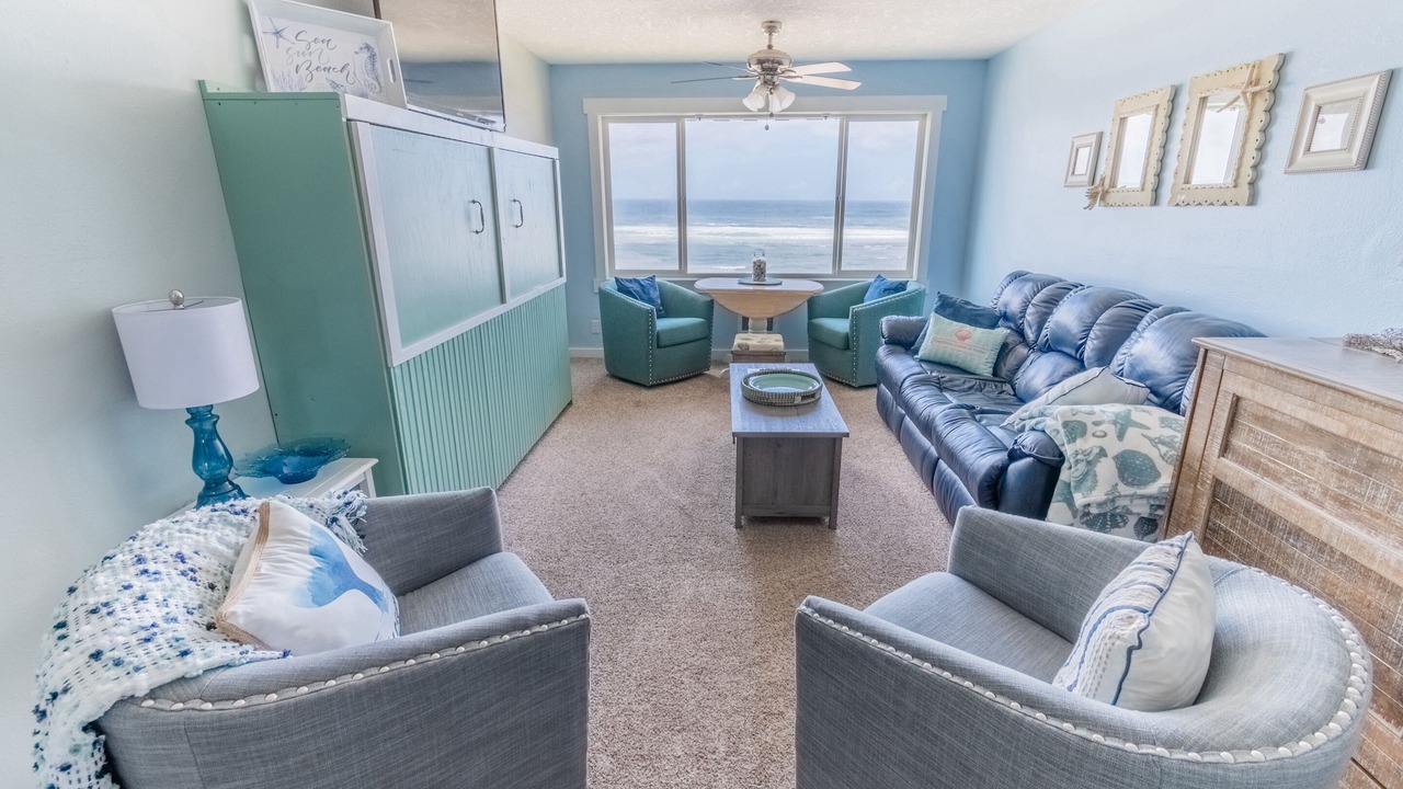 Photo of Livingroom in Lincoln City