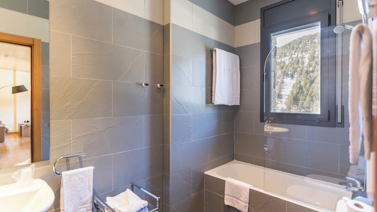 Photo of Bathroom in Bordes d'Envalira