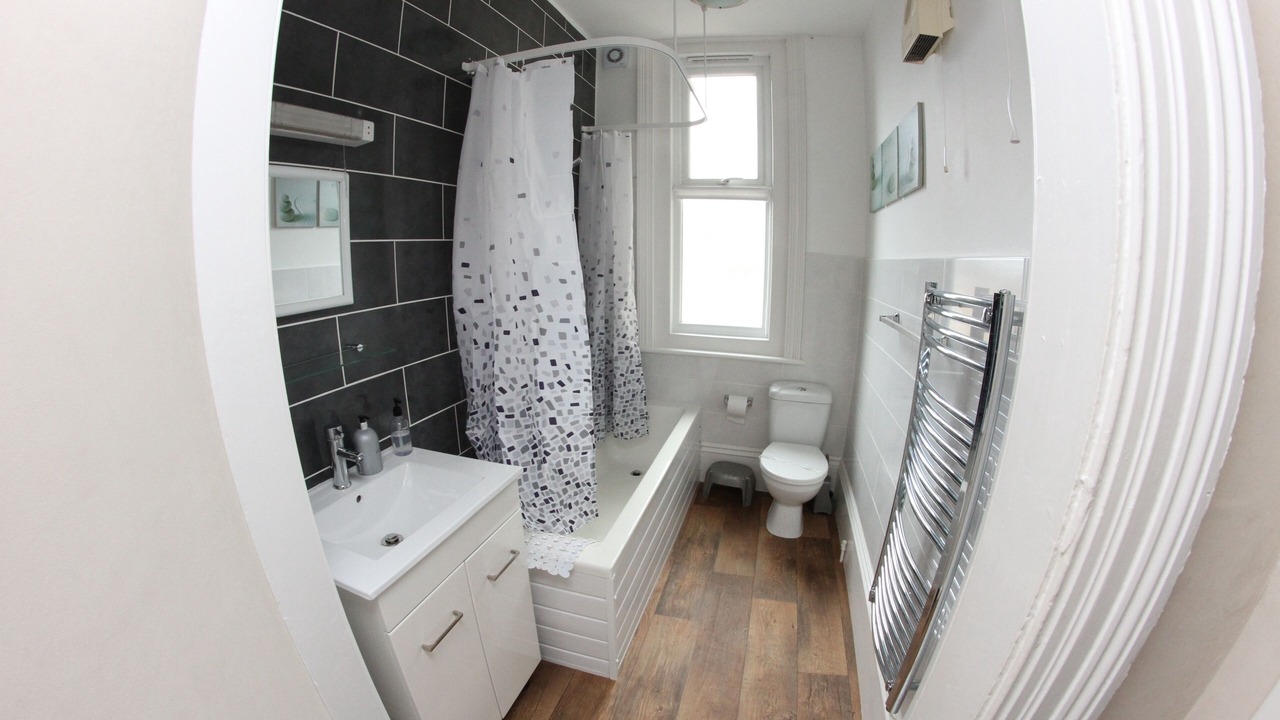 Photo of Bathroom in Sandown