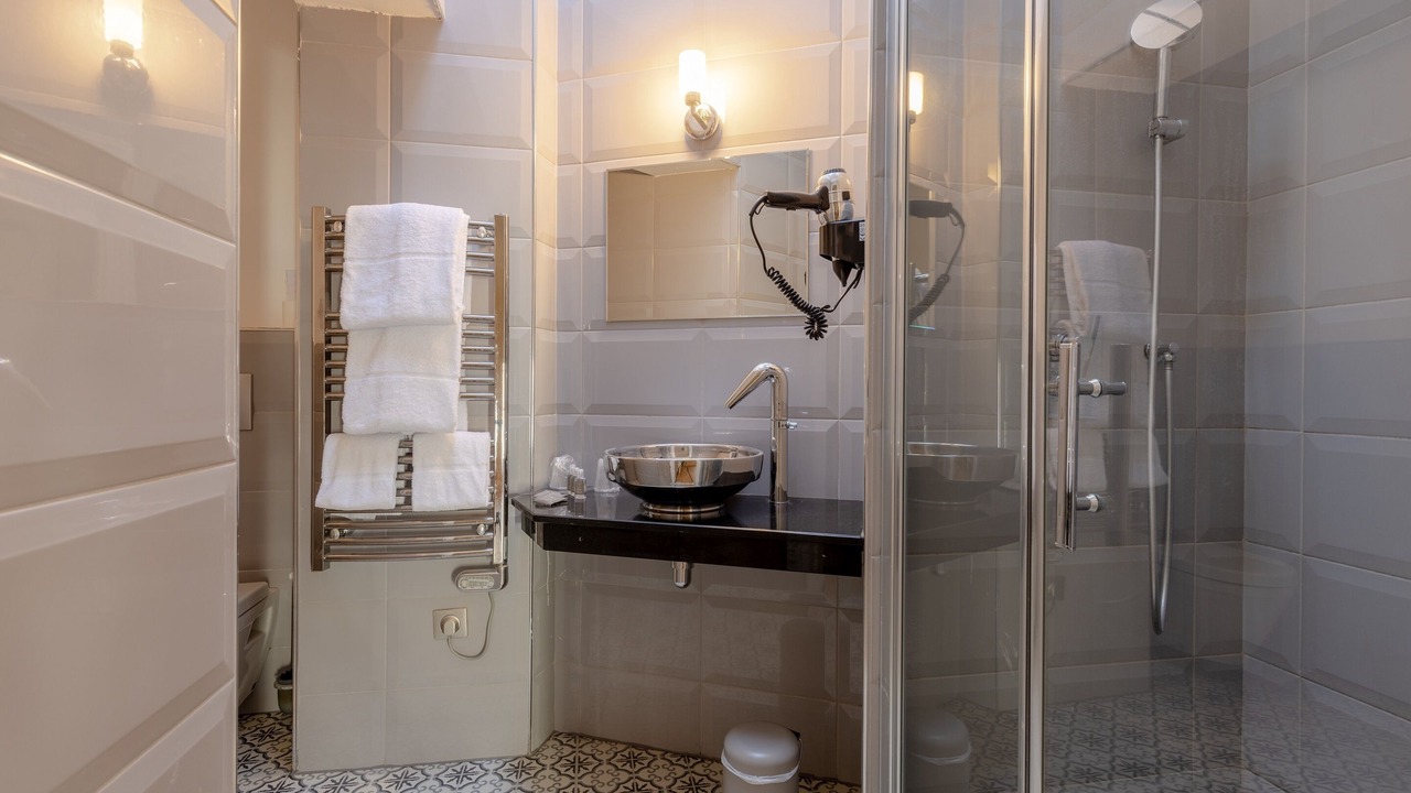 Photo of Bathroom in Limoges