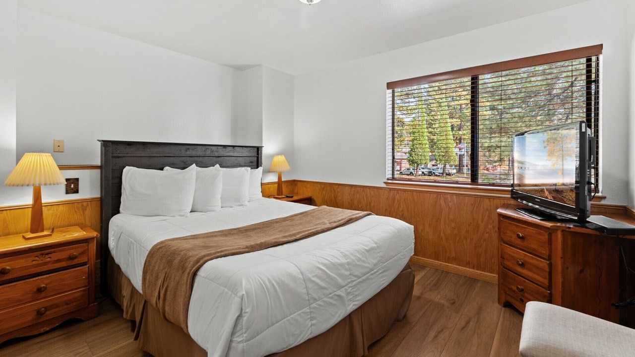 Photo of Bedroom in Tahoe Vista