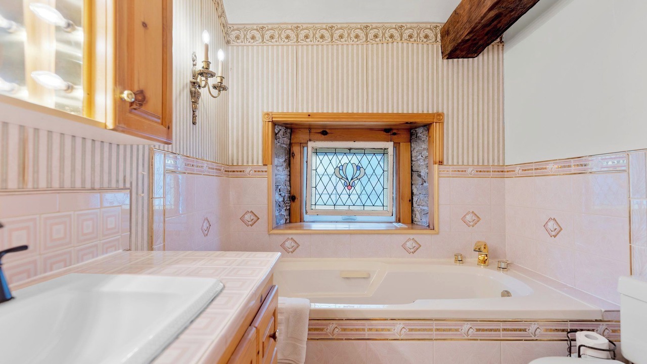 Photo of Bathroom in Brockville