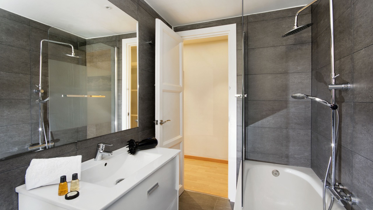 Photo of Bathroom in L'Antiga Esquerra de l'Eixample