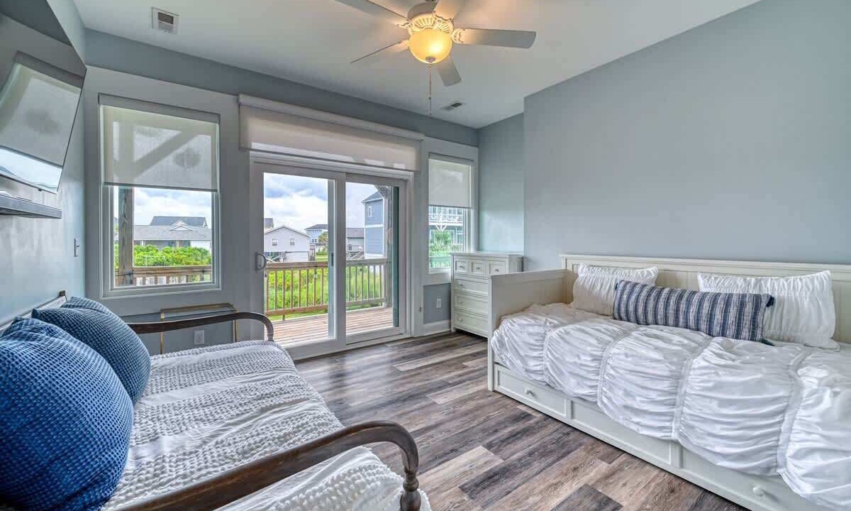 Photo of Bedroom in Surf City