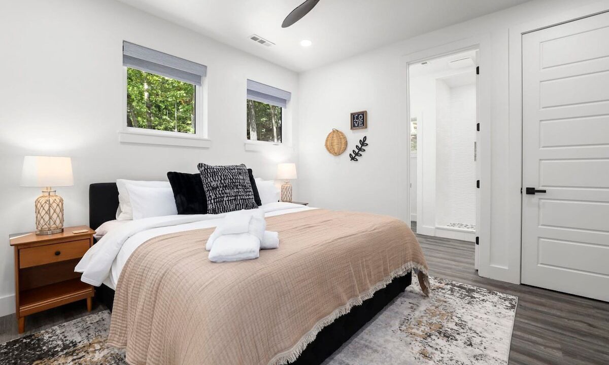 Photo of Bedroom in Rogers