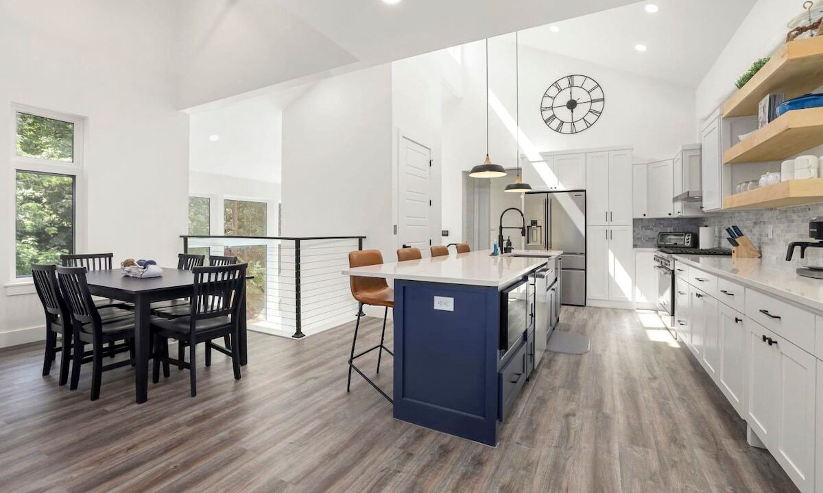 Photo of Livingroom in Rogers
