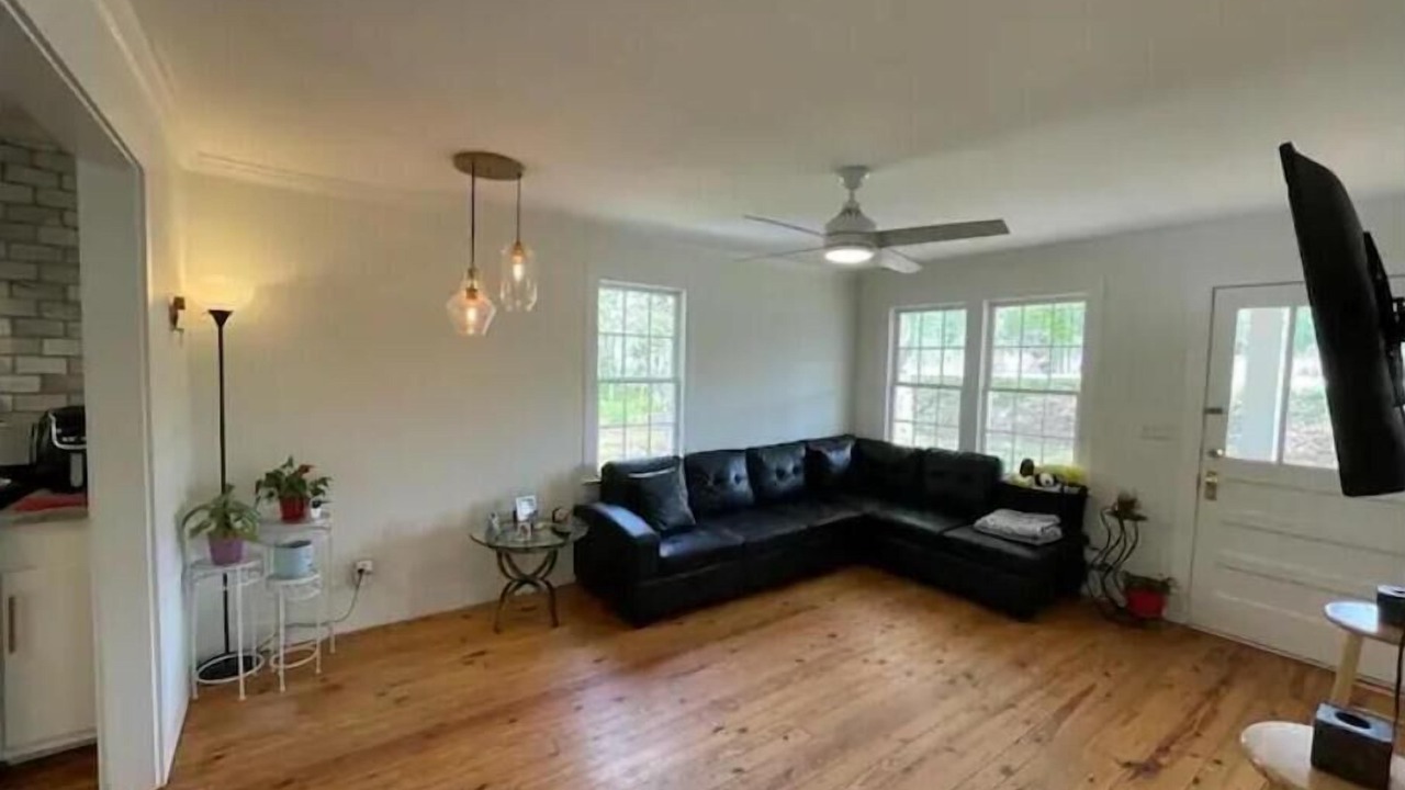 Photo of Livingroom in Mountville