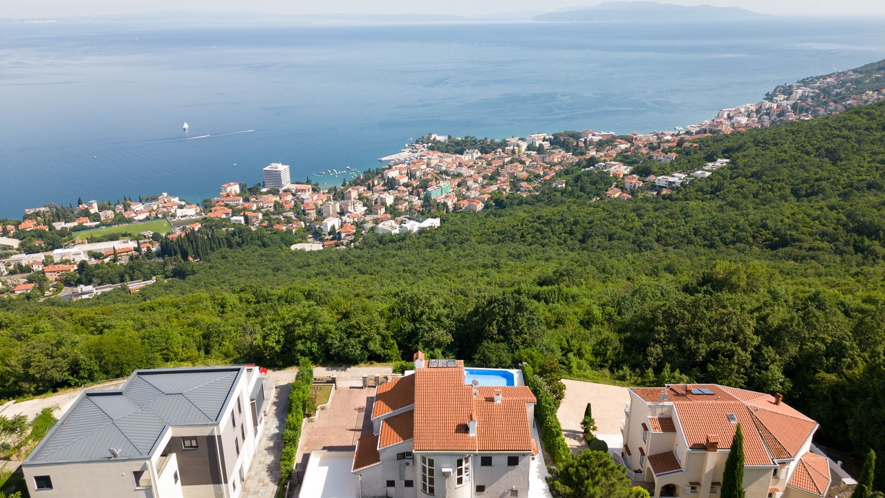 Photo of Outdoor in Bregi