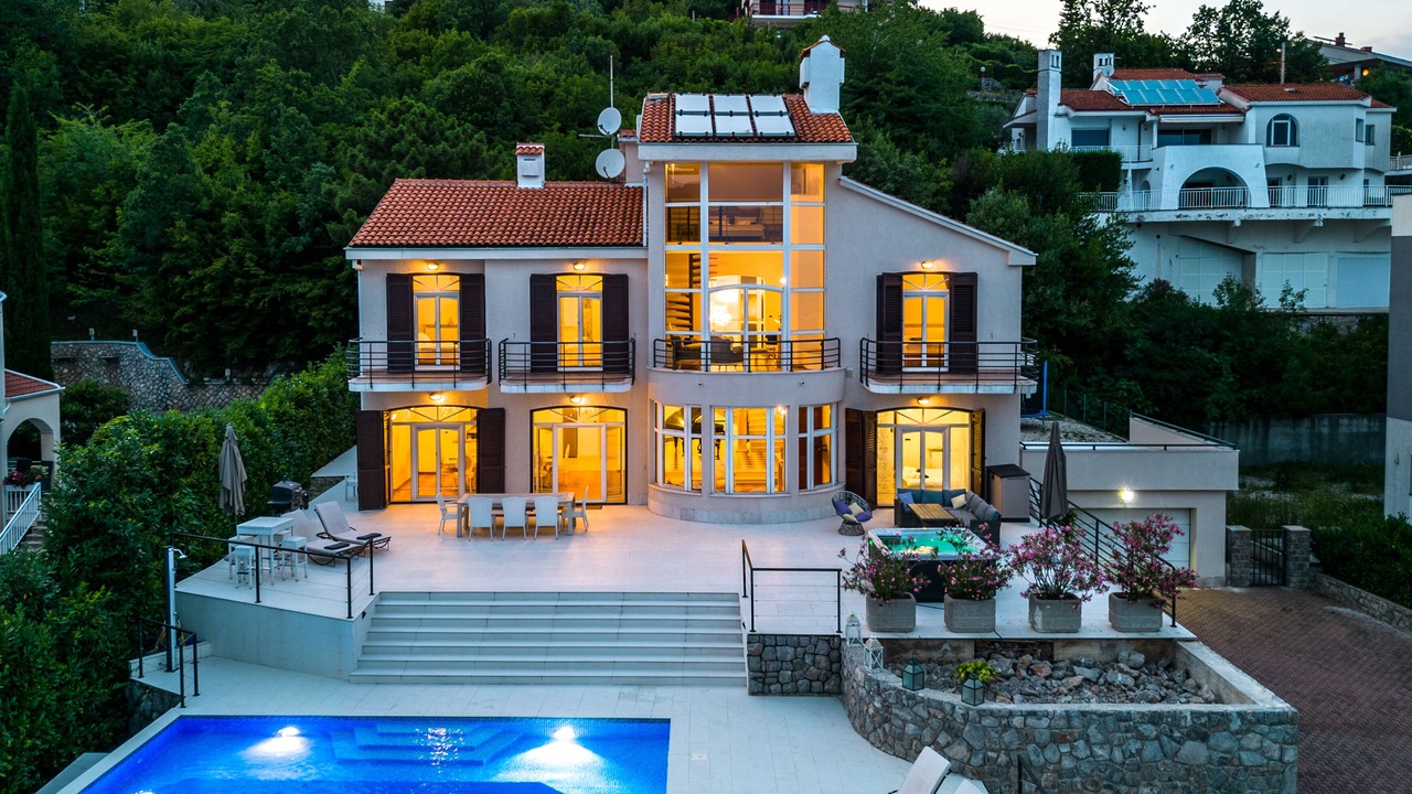 Photo of Outdoor in Bregi