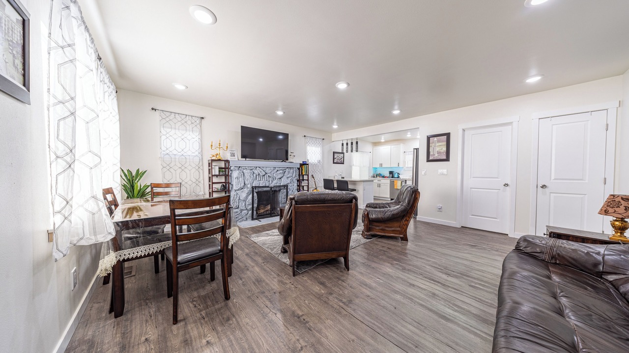 Photo of Livingroom in Normandy Park