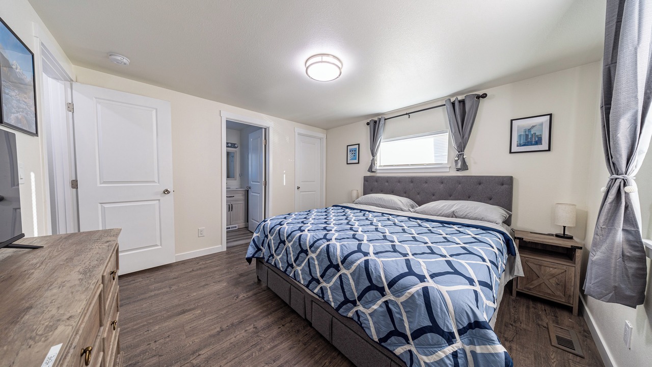 Photo of Bedroom in Normandy Park