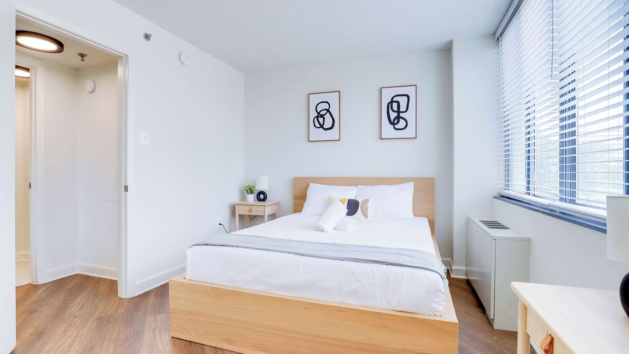 Photo of Bedroom in Pentagon City