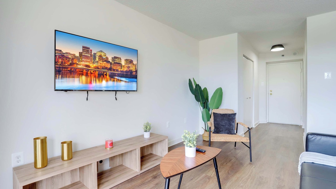 Photo of Livingroom in Pentagon City