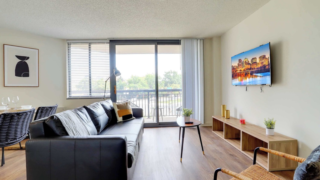 Photo of Livingroom in Pentagon City