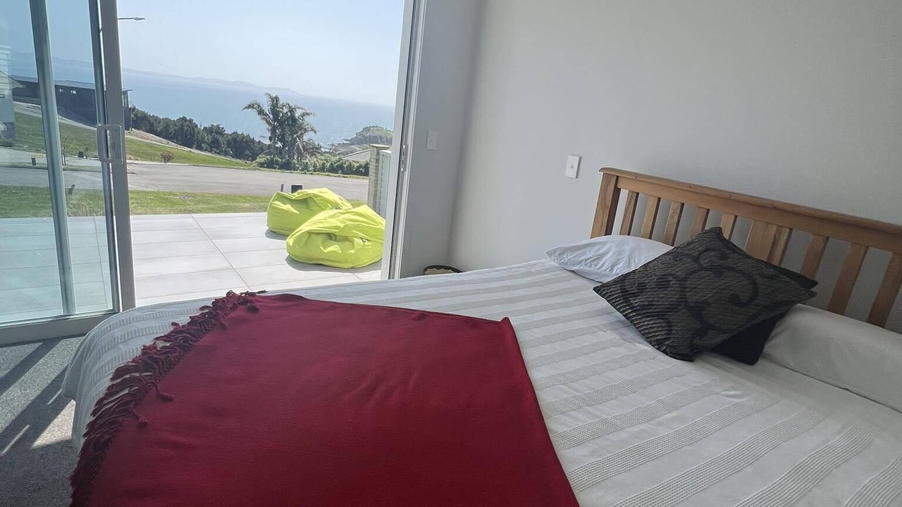 Photo of Bedroom in Cable Bay