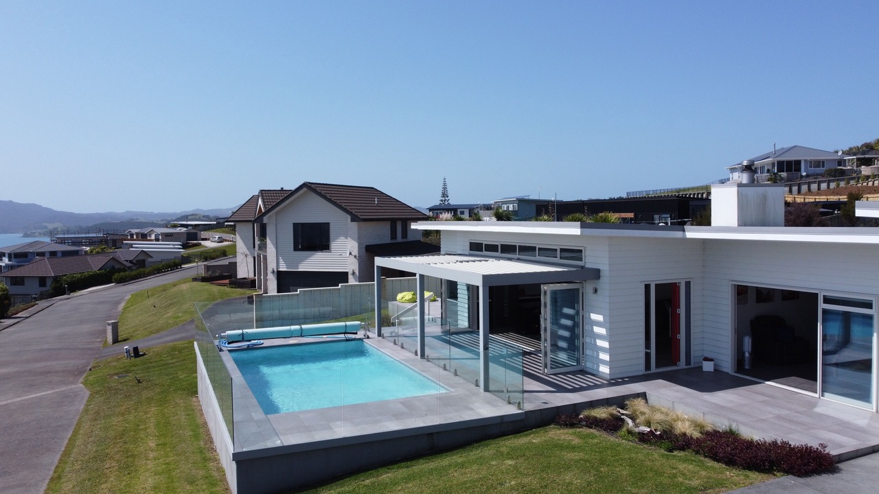 Photo of Outdoor in Cable Bay