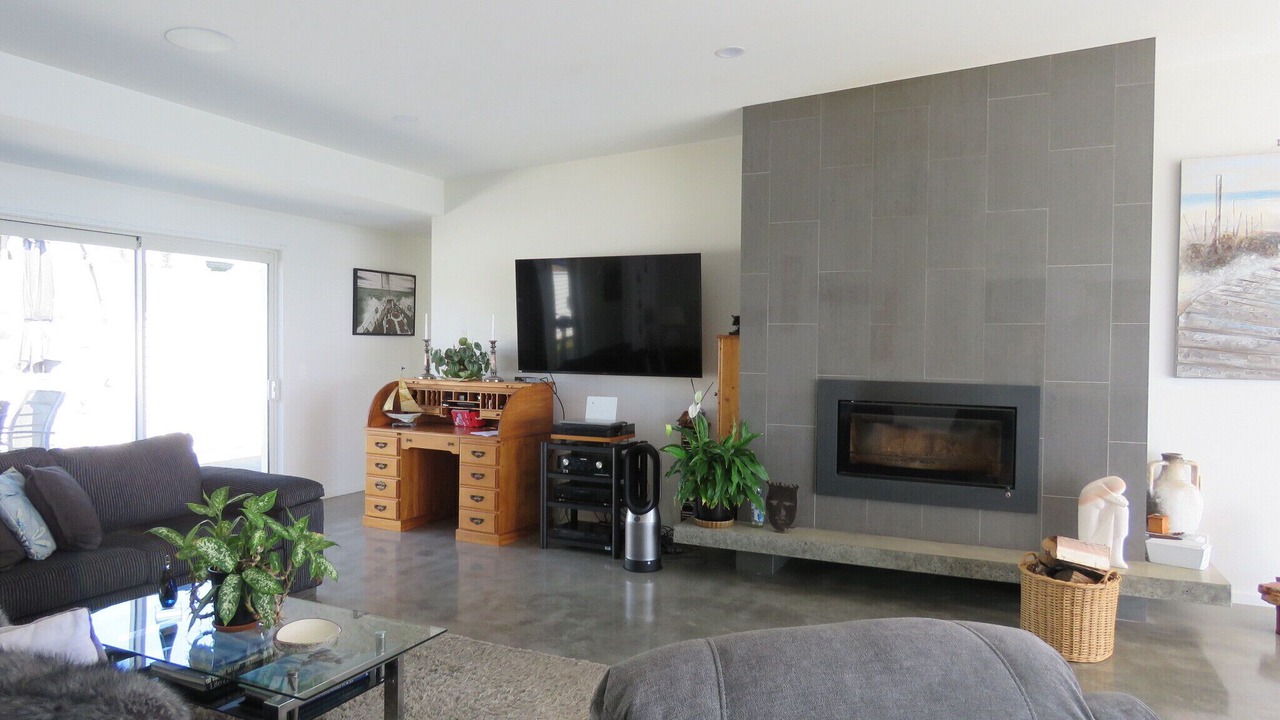 Photo of Livingroom in Cable Bay