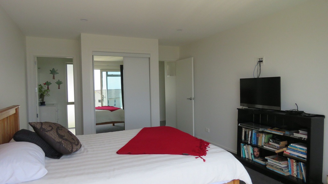 Photo of Bedroom in Cable Bay