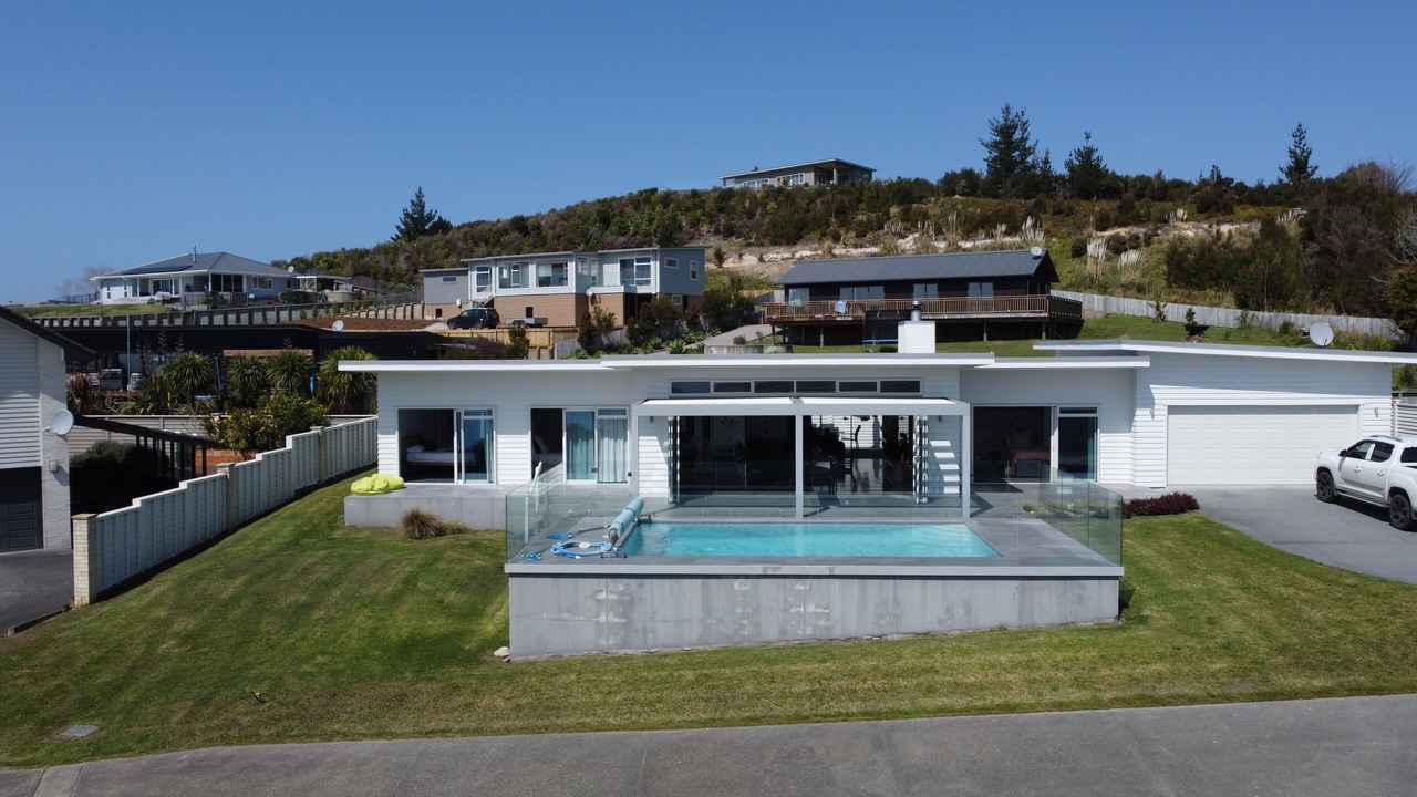 Photo of Outdoor in Cable Bay