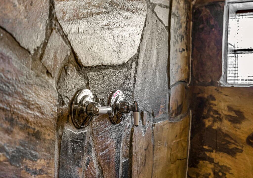 Photo of Bathroom in Hickman