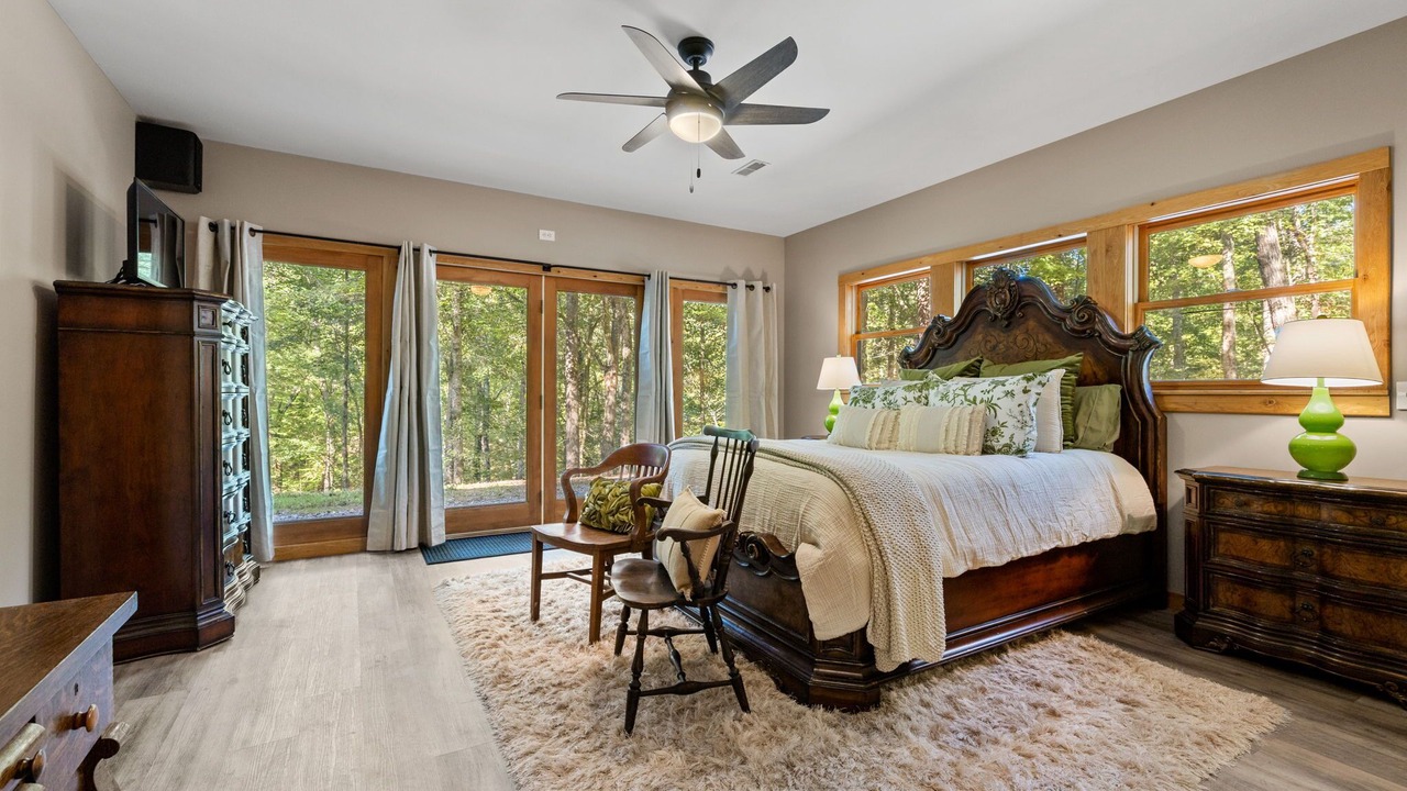 Photo of Bedroom in Hickman