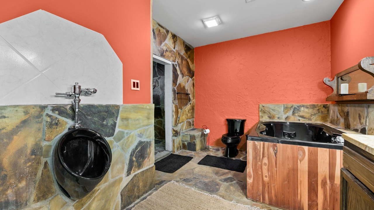 Photo of Bathroom in Hickman